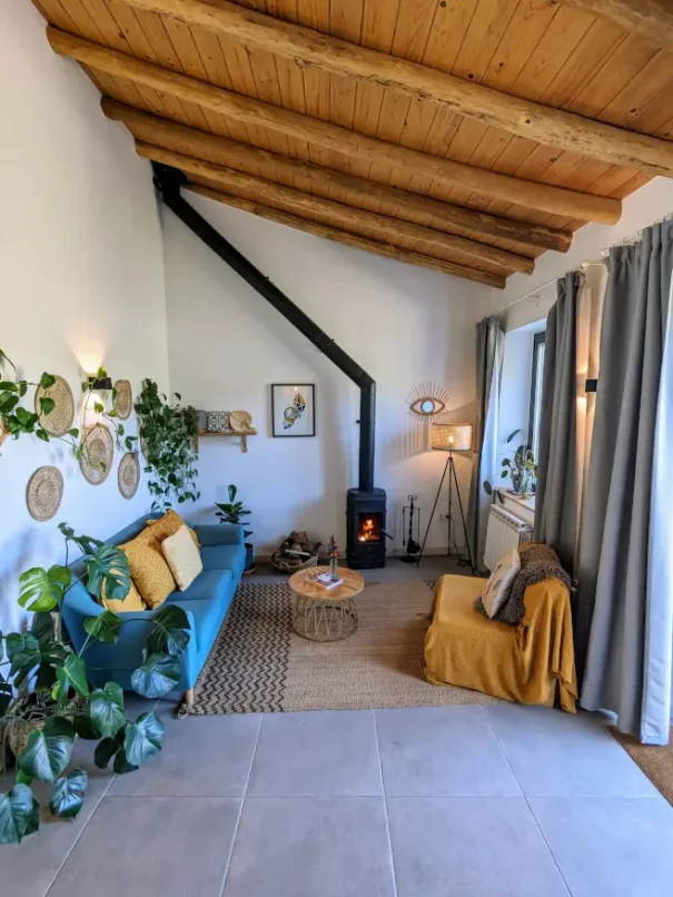 Casa Bohemia Living Room 877x660px